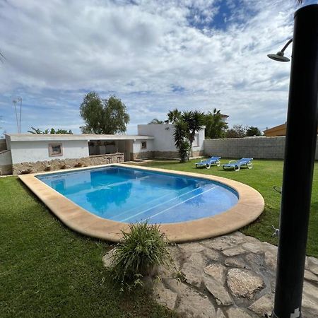 Chalet En La Barrosa, Piscina+Bbq+Grifo De Cerveza ชิกลานา เด ลา ฟรอนเตรา ภายนอก รูปภาพ